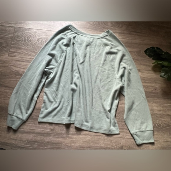 Victoria’s Secret Glow Waffle Henley Jogger Pants and Henley top Mint Green SZ M - Picture 8 of 16